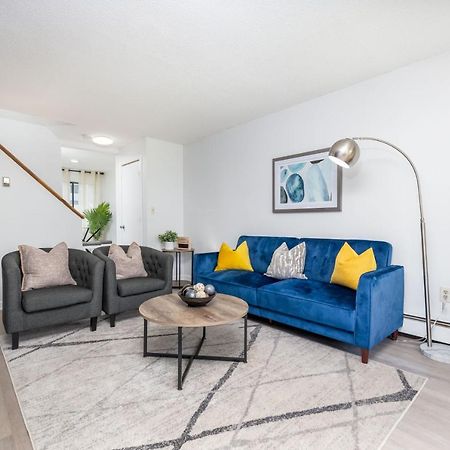 Beautiful 3 Bedroom Condo In Hartford! Dış mekan fotoğraf